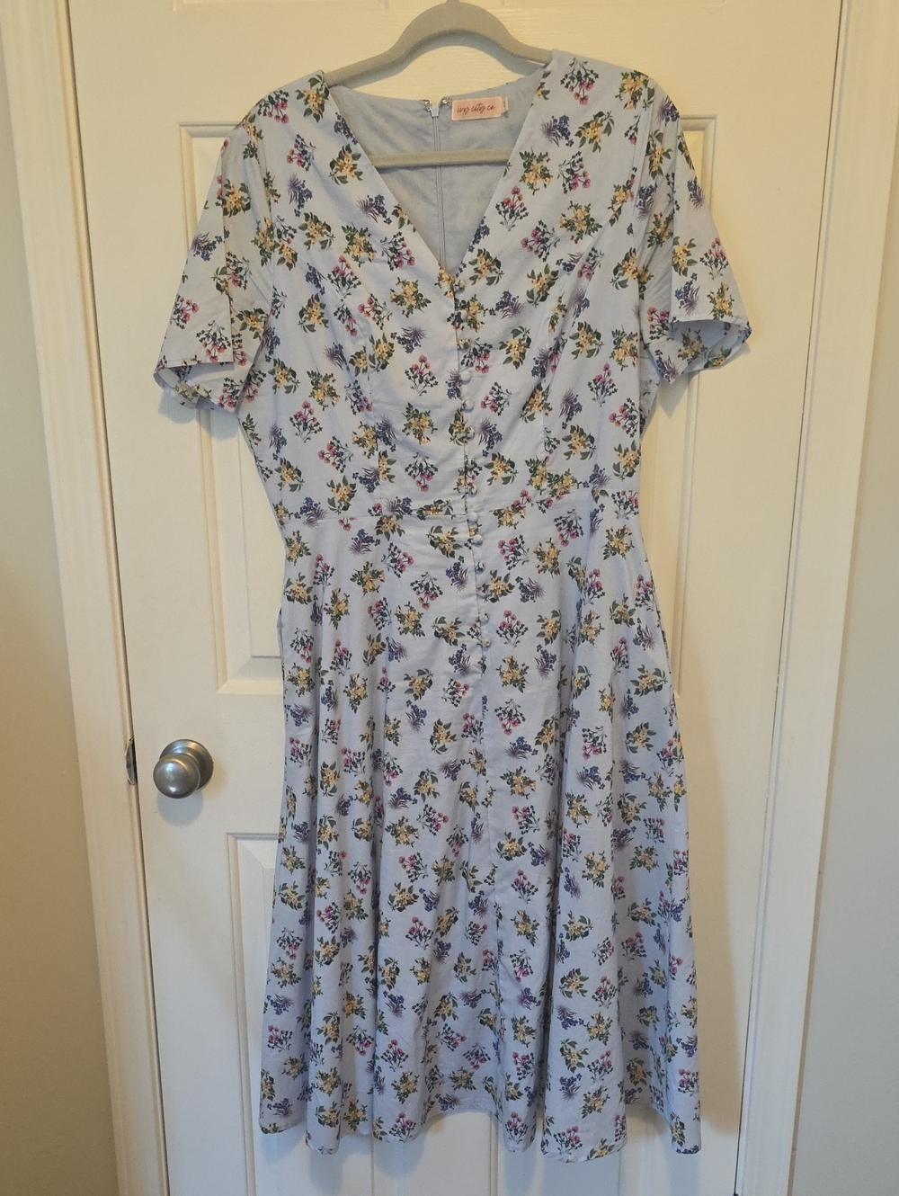 Ivy City Co Pale Blue Floral Midi Dress